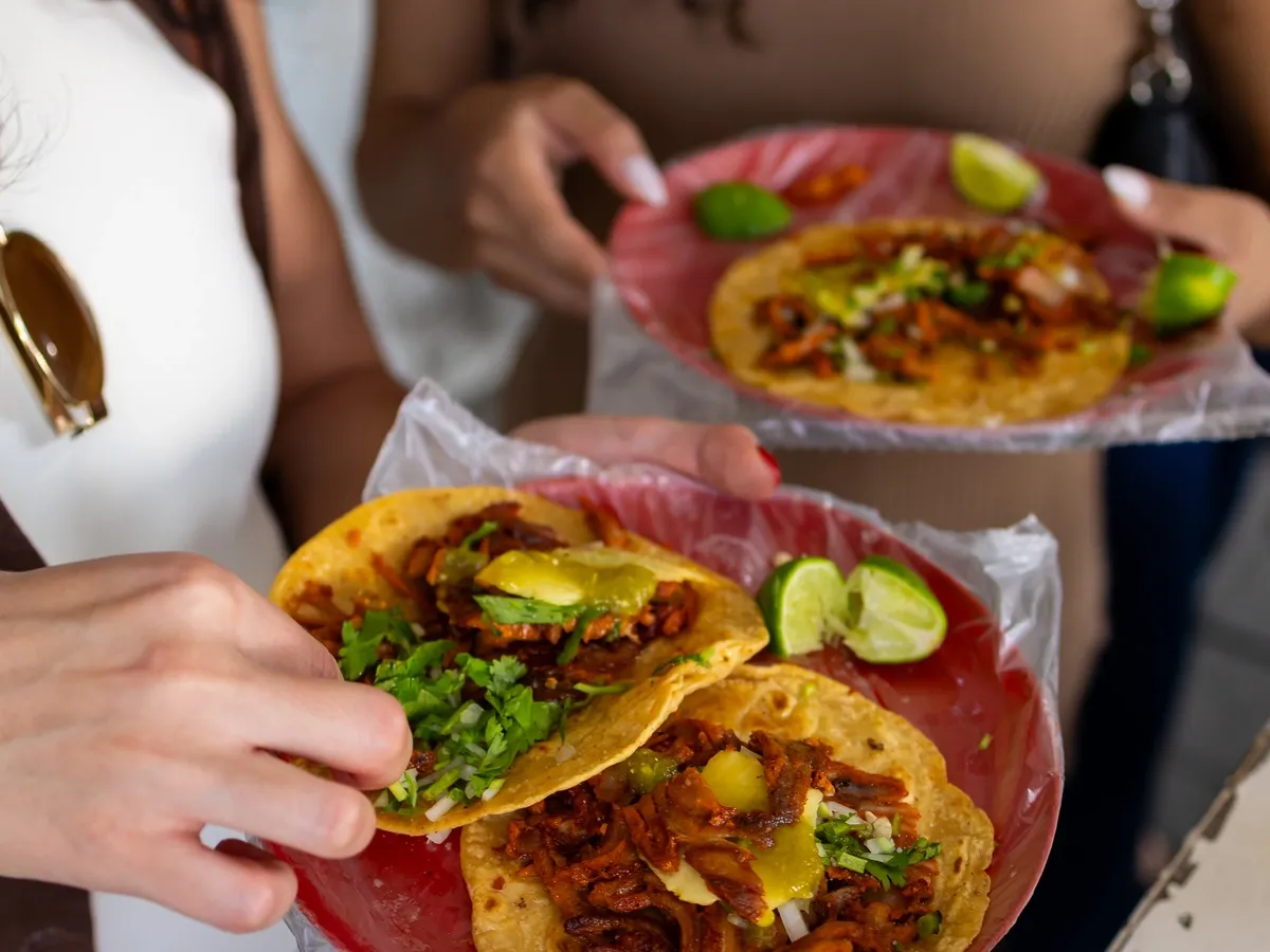 Servicio de tacos para una reunión